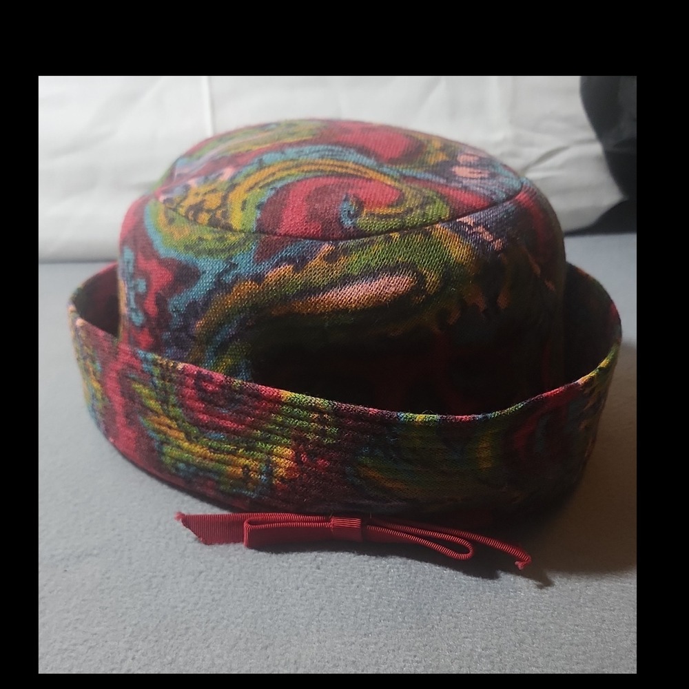 Dayton's Abstract Multicolor Wool Bucket Hat Size 7 Red Lined Bow Women's